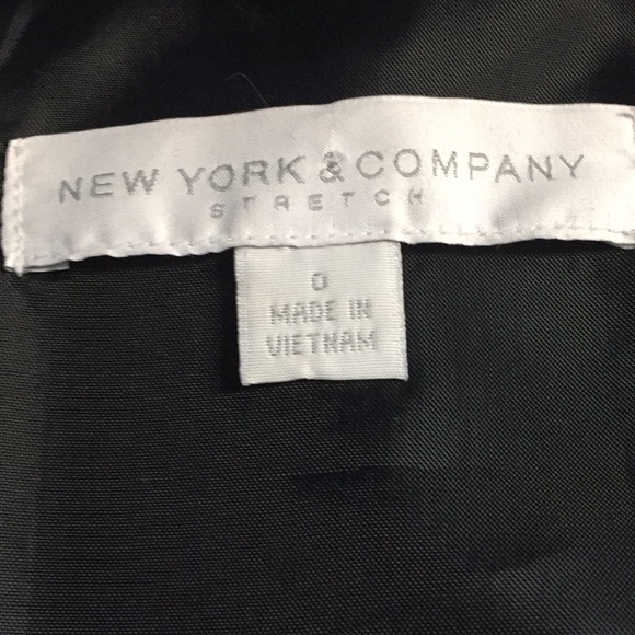 NEW WORK & COMPANY  STRETCH BLACK STRIPED VEST - Picture 5 of 10